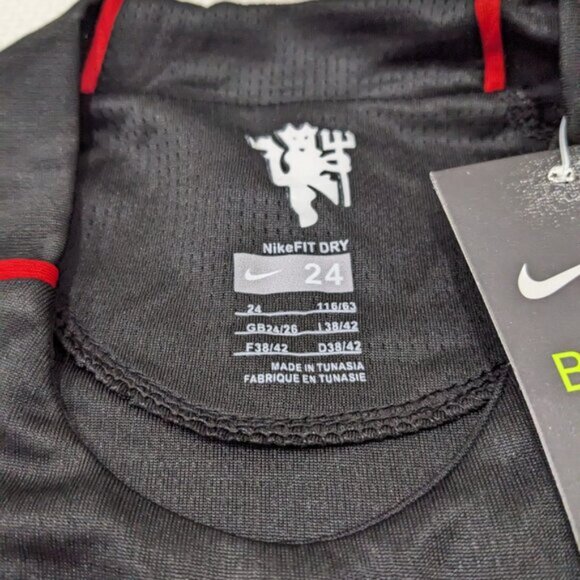 Ronaldo #7 2007/08 Manchester United Away Retro Youth Kit - Picture 11 of 13